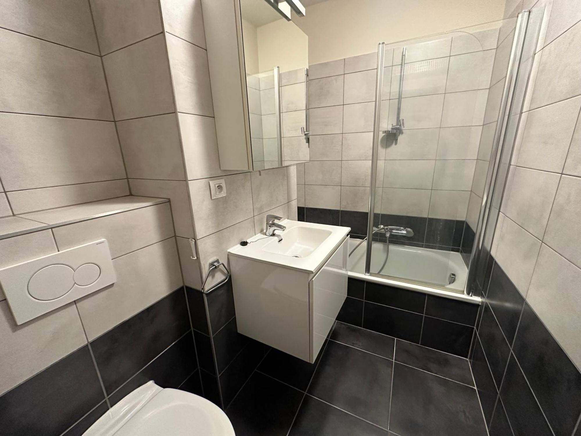 Apartment With Balcony In Brussels Center Екстериор снимка